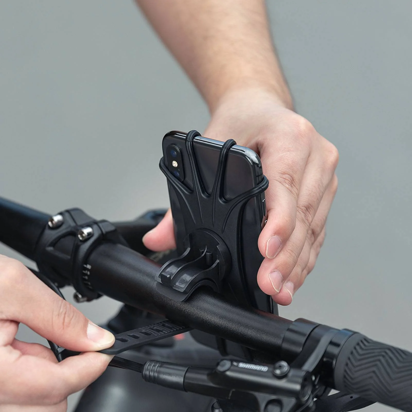 ROCKBROS Handyhalterung aus Silikon 360° Drehbar für Motorrad & Fahrrad - Image 7