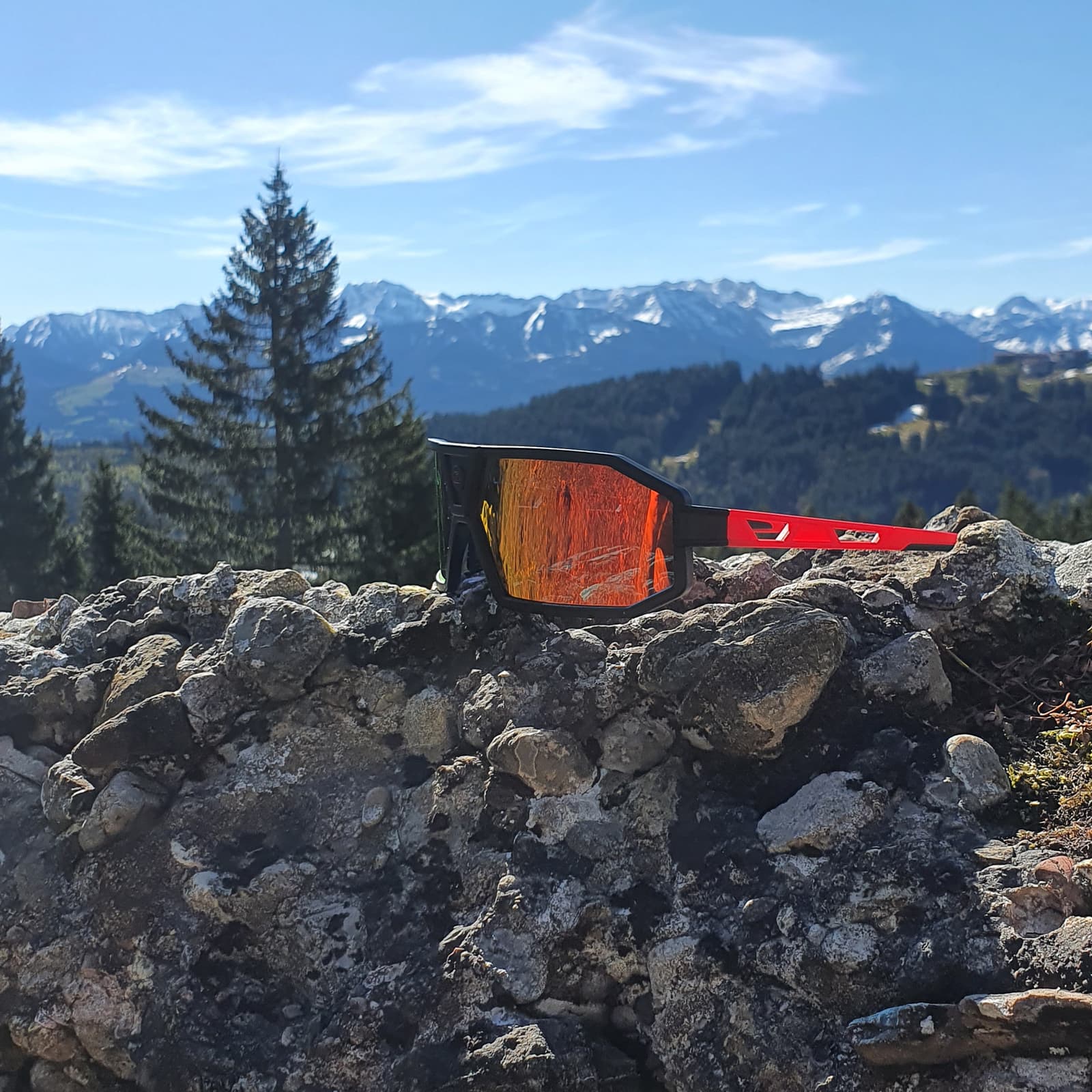 ROCKBROS Polarisierte Sonnenbrille Fahrradbrille Unisex Schwarz-Rot - Image 6